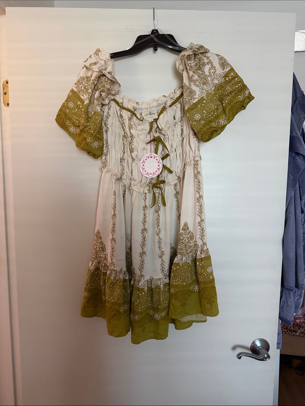 Umgee Cream & Olive Green Paisley-Trim Peasant Dress